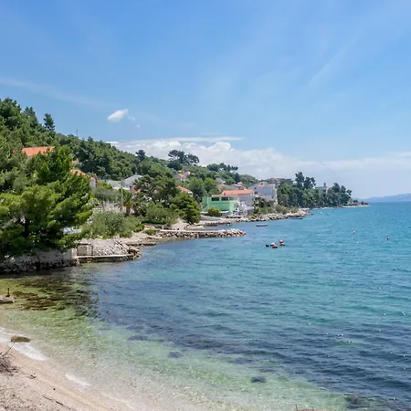 Four Star Seafront With Parking * Podstrana
